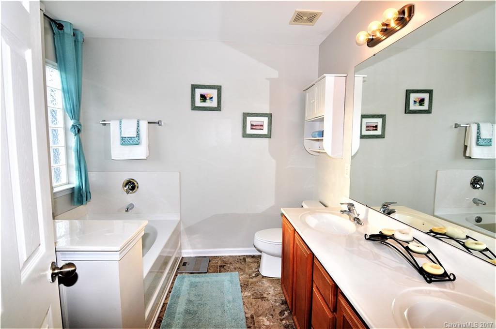 2000 Streamlet Way Monroe, NC 28110 - Photo 13 of 23 Gallery Image 13