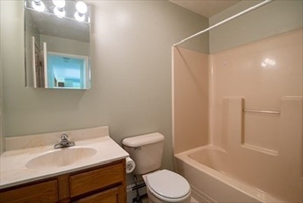 27 Tanner Road Oxford, MA 01540 - Photo 18 of 30