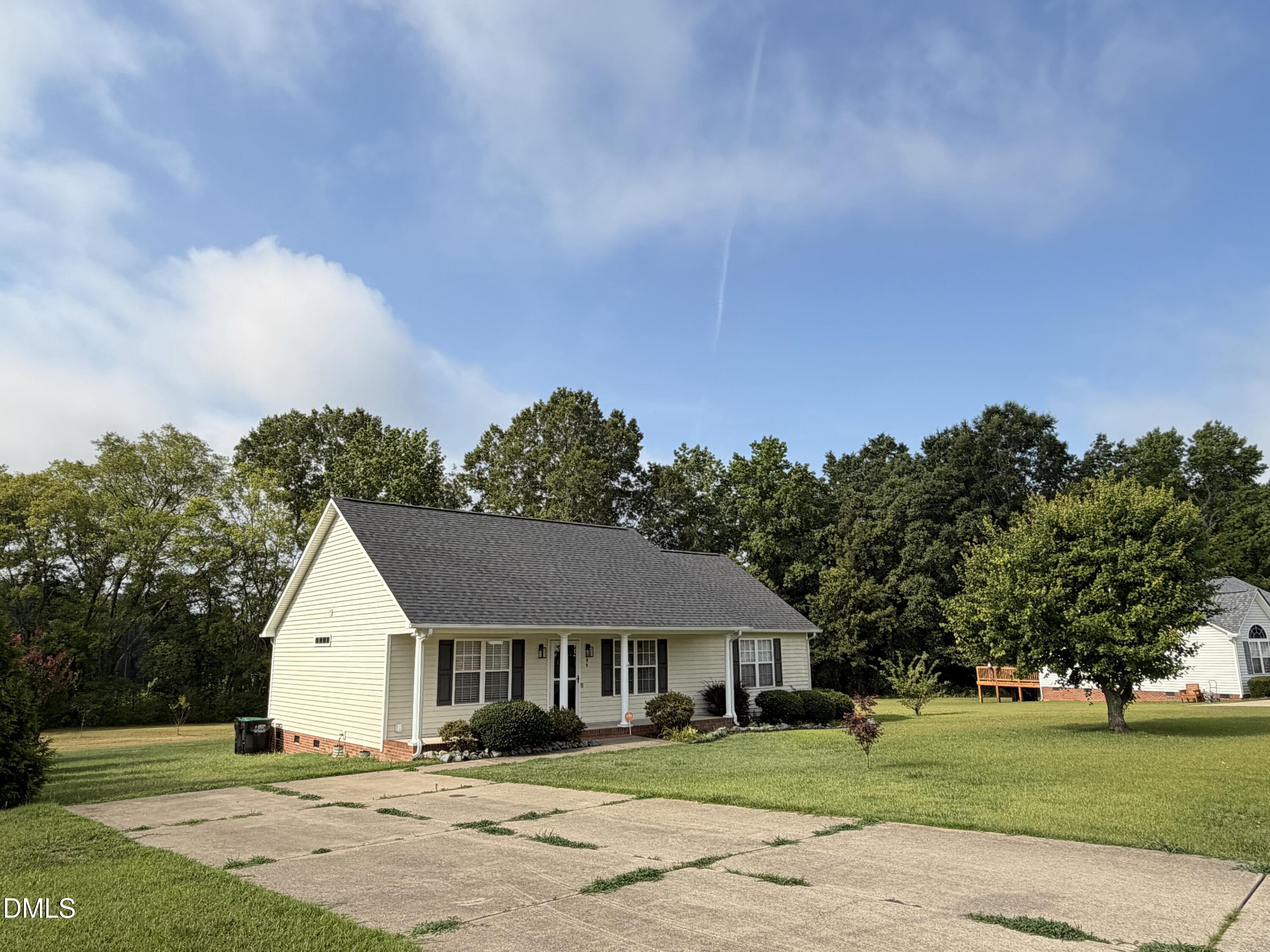 399 Reeder Branch Drive Clayton, NC 27520 - Photo 5 of 42 IMG_0036