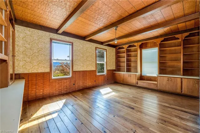 $475,000 | 704 9th Street, North Wilkesboro, NC 28659