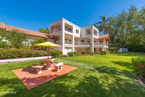 $1,995,000 | 351 Las Tuero Court, Camarillo, CA 93010
