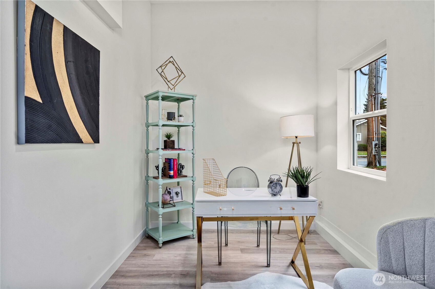 11535 17th Place Southwest Burien, WA 98146 - Photo 24 of 40 a view of a livingroom with furniture and wooden floor