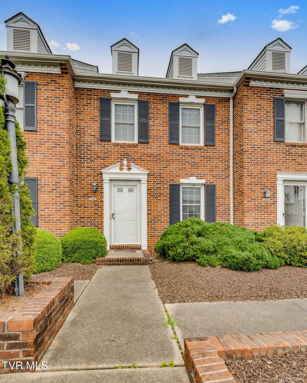 1016 Konnarock Road, Unit 1 Kingsport, TN 37664 - Photo 1 of 28 002