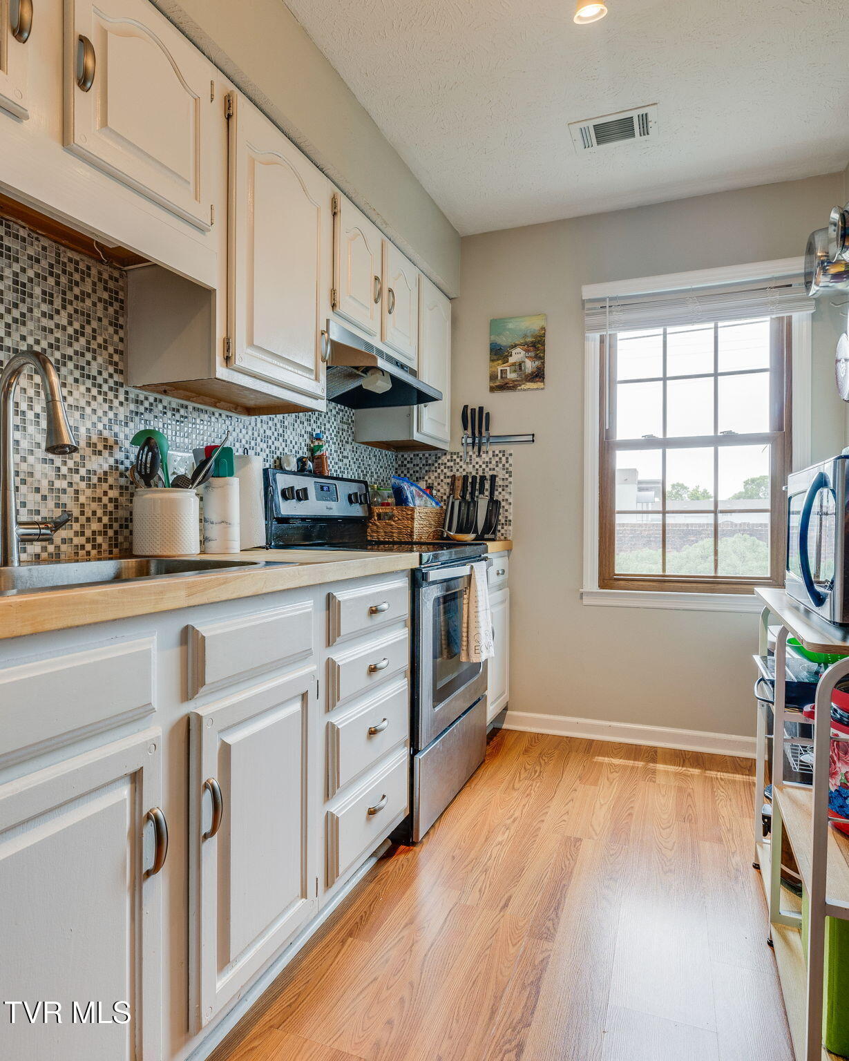 1016 Konnarock Road, Unit 1 Kingsport, TN 37664 - Photo 11 of 28 011