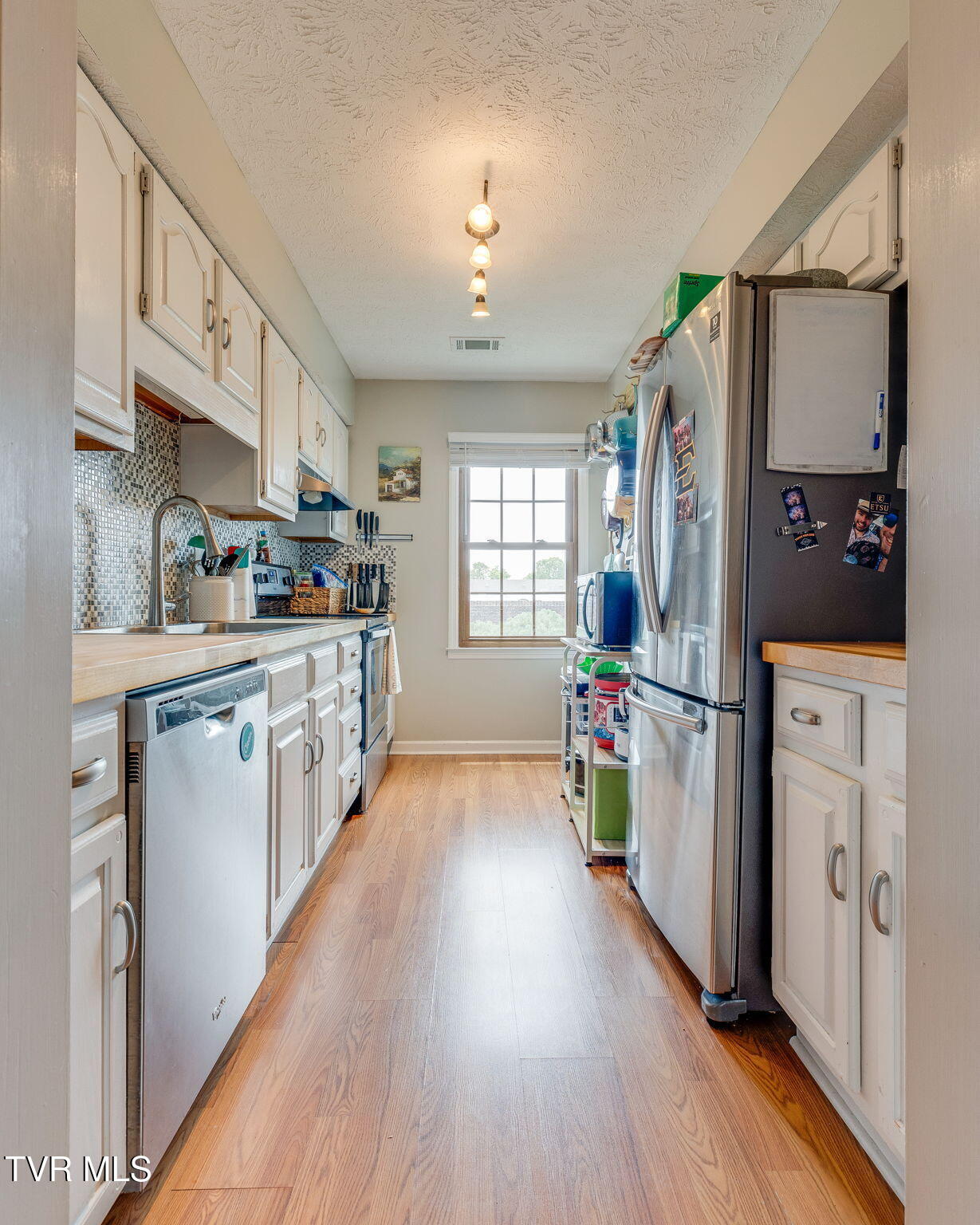 1016 Konnarock Road, Unit 1 Kingsport, TN 37664 - Photo 10 of 28 010