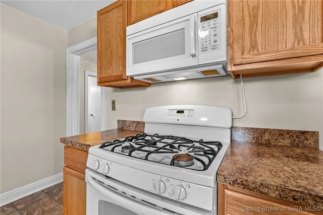 $255,000 | 726 Parkway Drive, Louisville, KY 40217