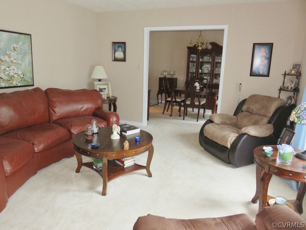 10020 Tunstall Road New Kent, VA 23124 - Photo 3 of 17 Living Room