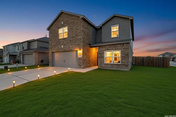 $294,900 | 15203 Escalante Pass, Von Ormy, TX 78073