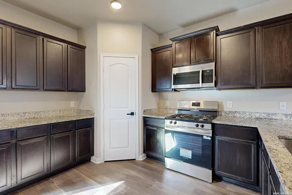 $294,900 | 15203 Escalante Pass, Von Ormy, TX 78073