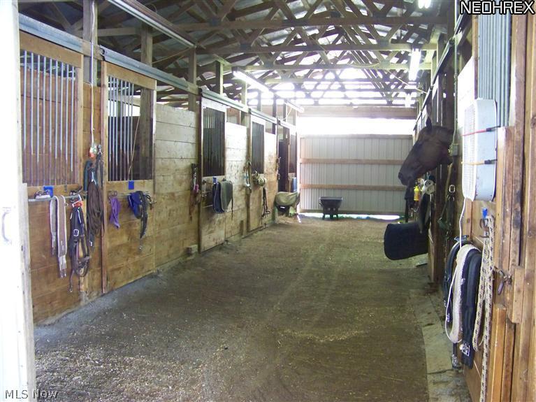 8115 West Calla Road Canfield, OH 44406 - Photo 19 of 25 10 STALLS IN SECOND BARN
