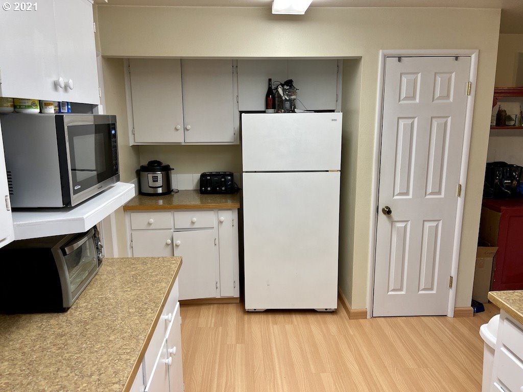 2785 3rd Street Springfield, OR 97477 - Photo 11 of 23