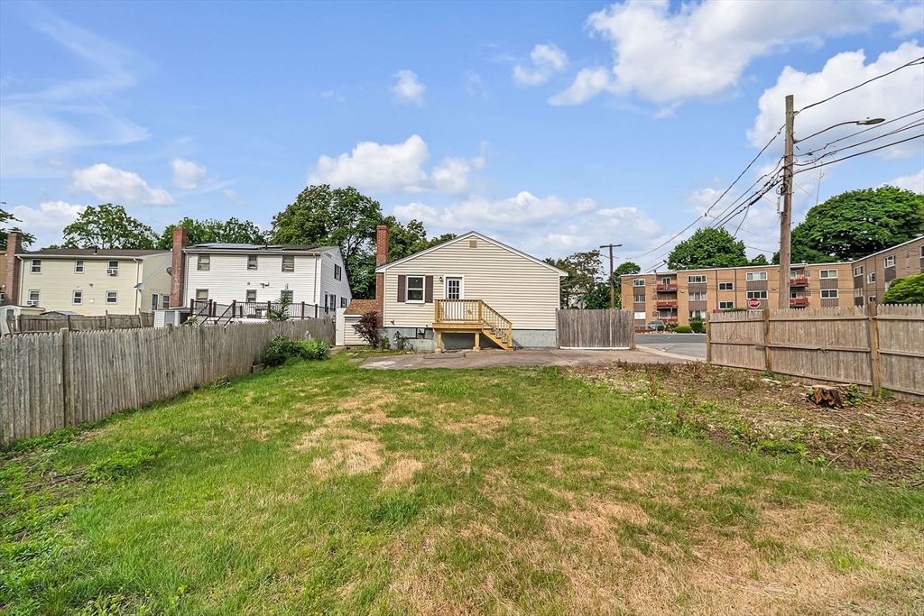 39 Collins Street Boston, MA 02136 - Photo 3 of 14