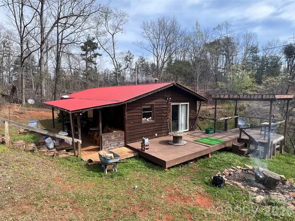 $333,000 | 365 Hillbilly Lane, Mill Spring, NC 28756