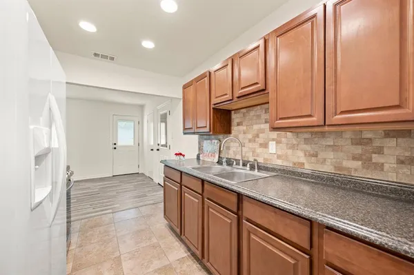 $239,000 | 609 Crane Drive, Euless, TX 76039