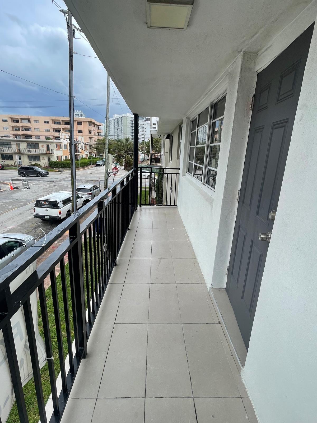 6910 Byron Avenue, Unit 3 Miami Beach, FL 33141 - Photo 10 of 12