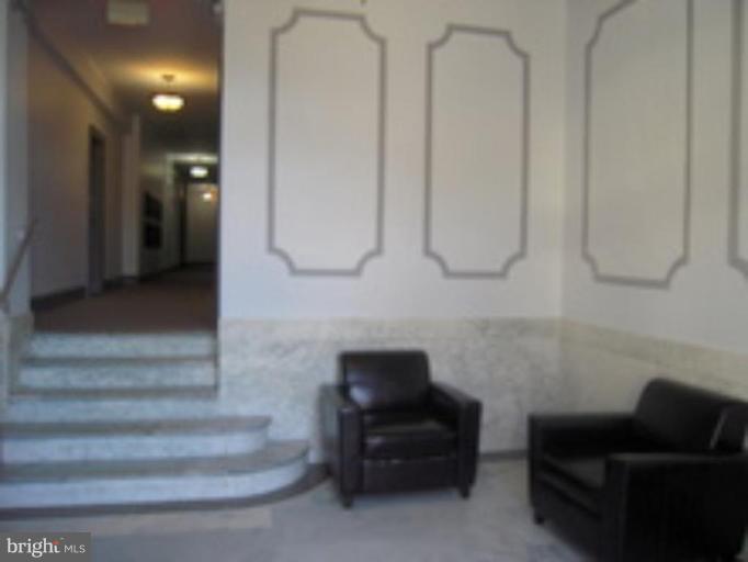 1673 Park Road Northwest, Unit 405 Washington, DC 20010 - Photo 3 of 9 Building with charm!