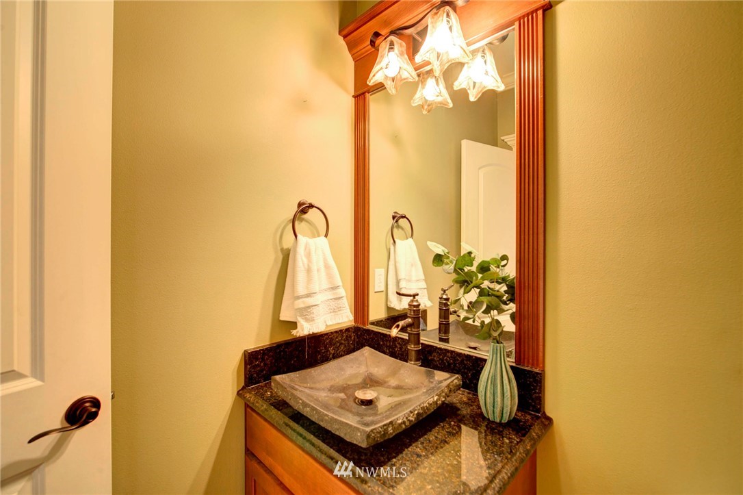 920 South 34th Place Renton, WA 98055 - Photo 21 of 39