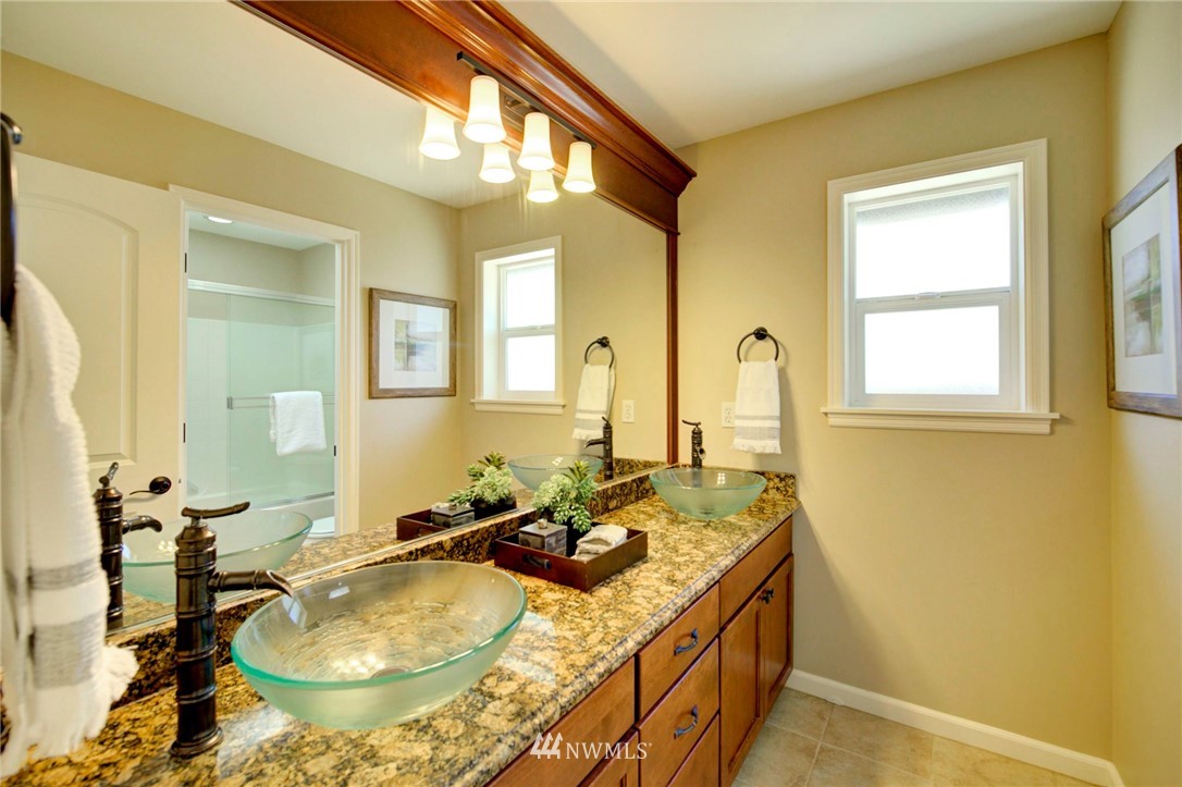 920 South 34th Place Renton, WA 98055 - Photo 33 of 39