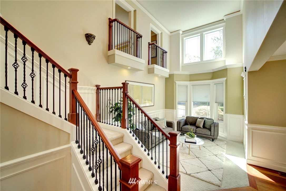 920 South 34th Place Renton, WA 98055 - Photo 5 of 39