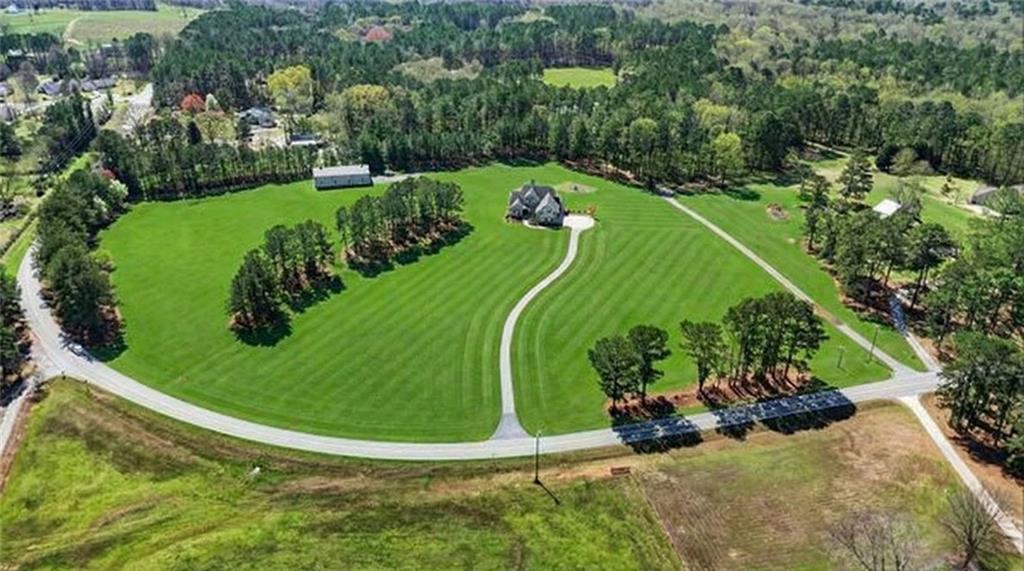 829 Christopher Road Sharpsburg, GA 30277 - Photo 11 of 70