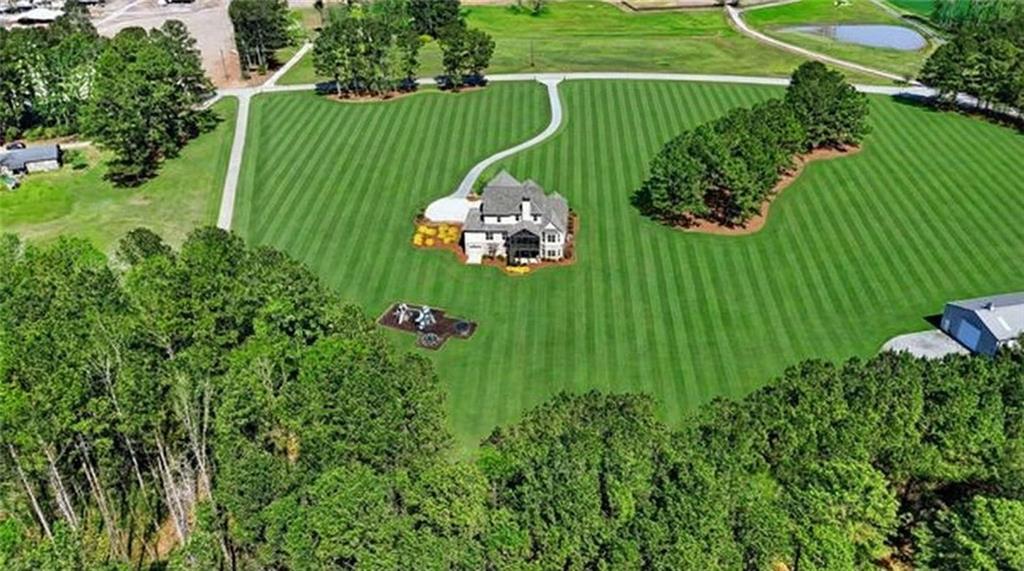 829 Christopher Road Sharpsburg, GA 30277 - Photo 10 of 70