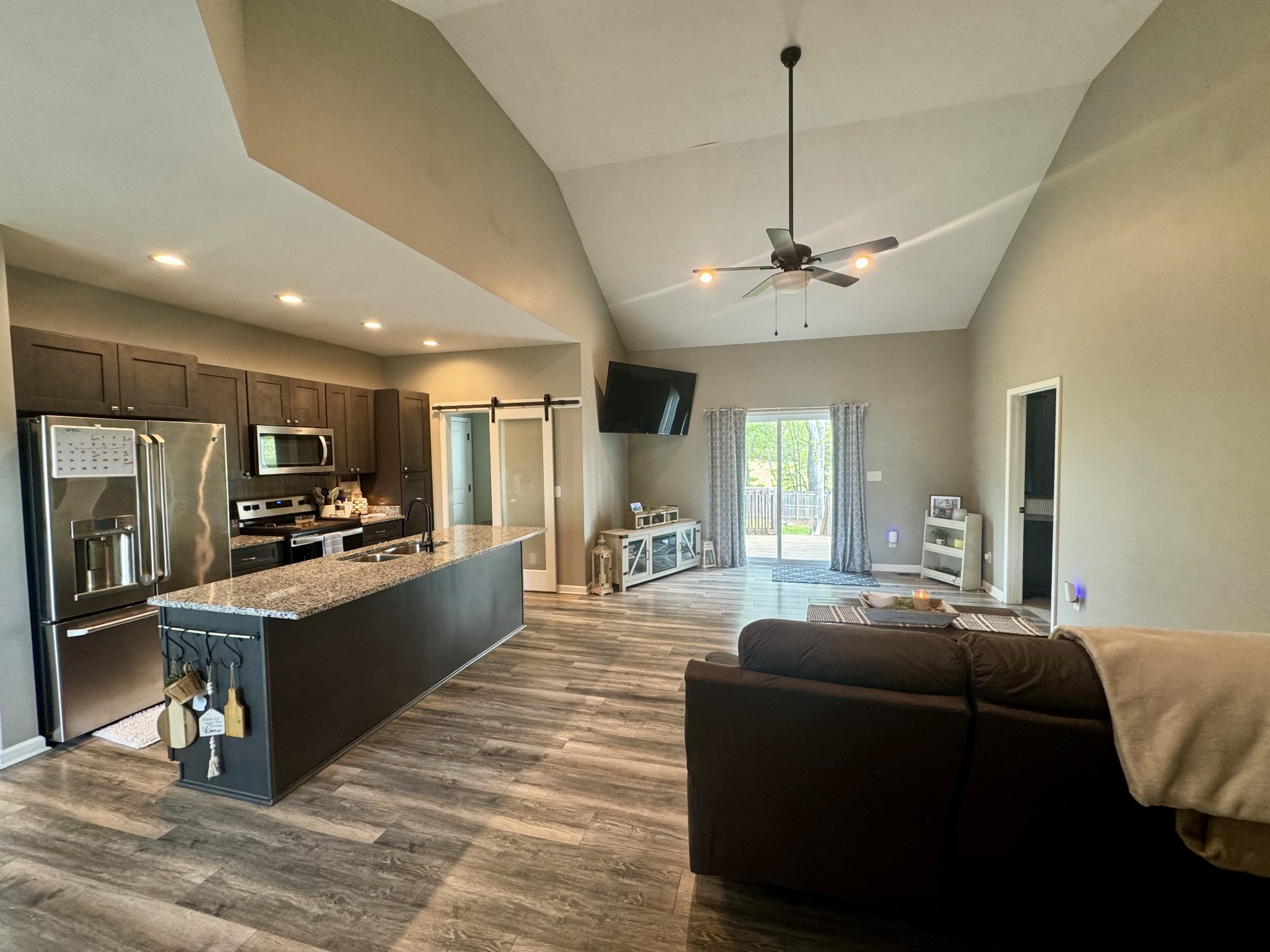 120 Pine Thicket Road McEwen, TN 37101 - Photo 3 of 27