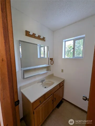 $538,000 | 33364 97th Highway, Oroville, WA 98844