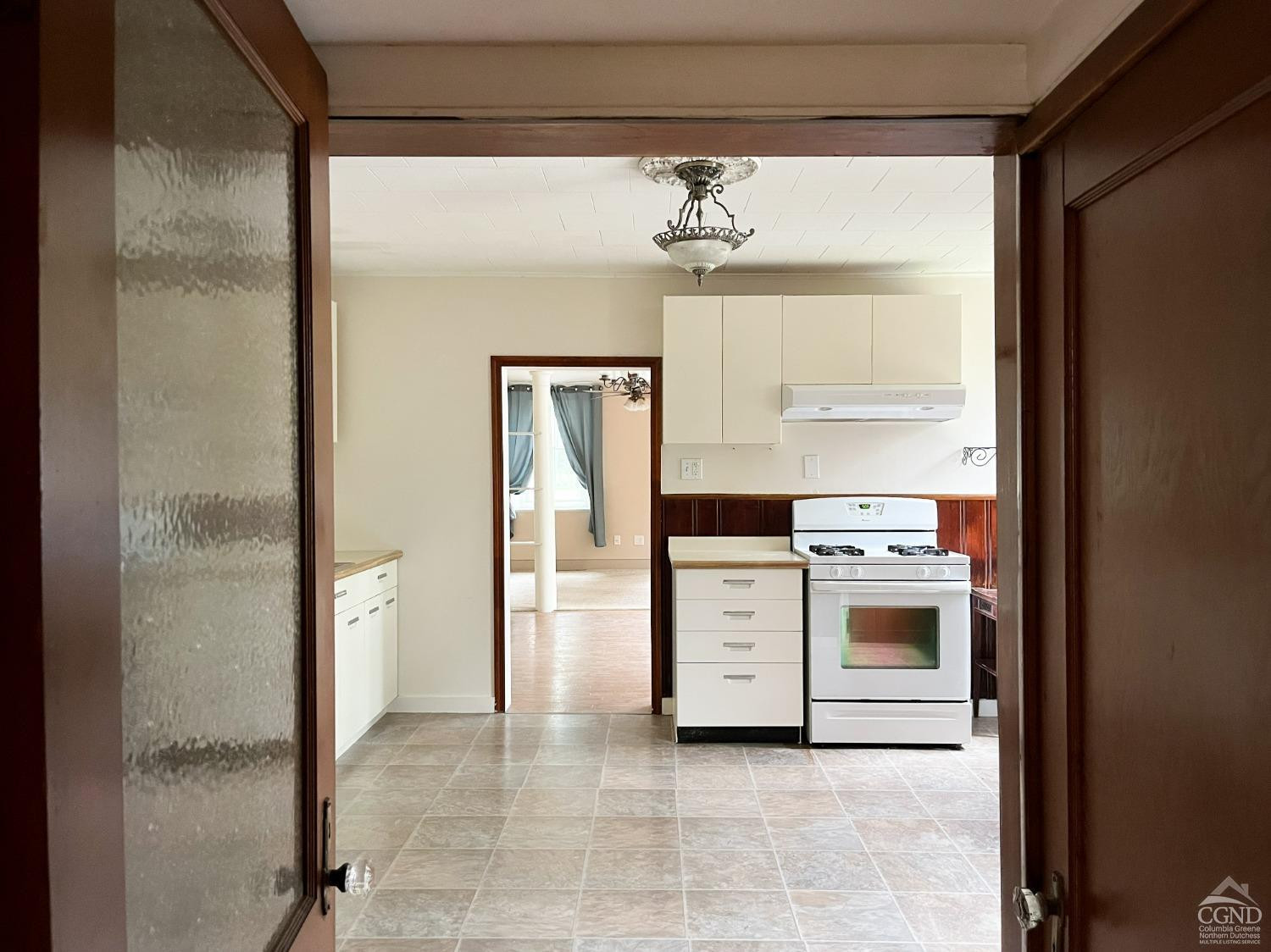 122 2nd Street, Unit 1 Athens, NY 12015 - Photo 26 of 26 a view of kitchen and windows