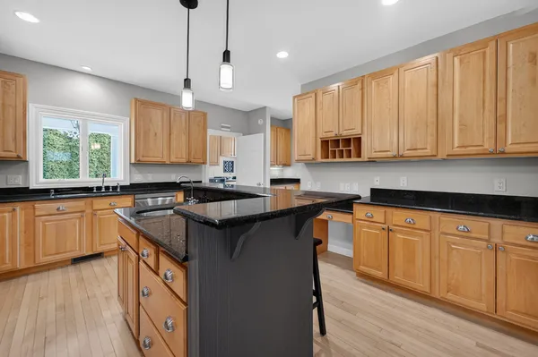 $850,000 | 1614 Blue Ridge Trail, Waunakee, WI 53597