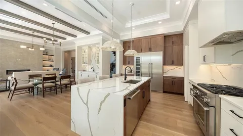 $4,649,900 | 558 Venice Lane, Sarasota, FL 34242