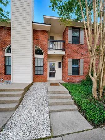 $223,000 | 117 Horseshoe Drive, Unit 14, Lafayette, LA 70503