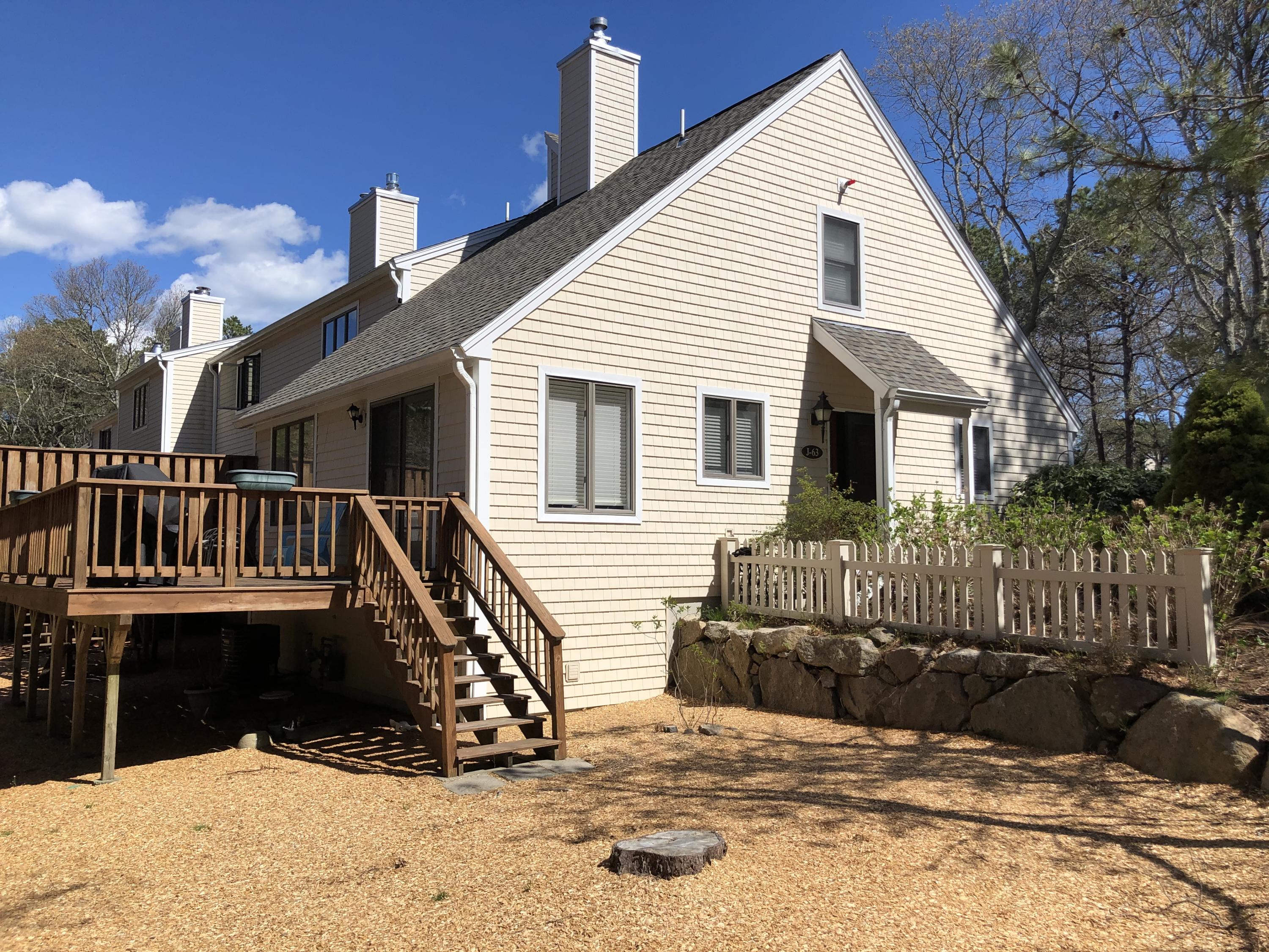 63 Shellback Way, Unit J 63 Mashpee, MA 02649 - Photo 4 of 27 403BB73C-2DF6-4255-A464-1C094B02843A