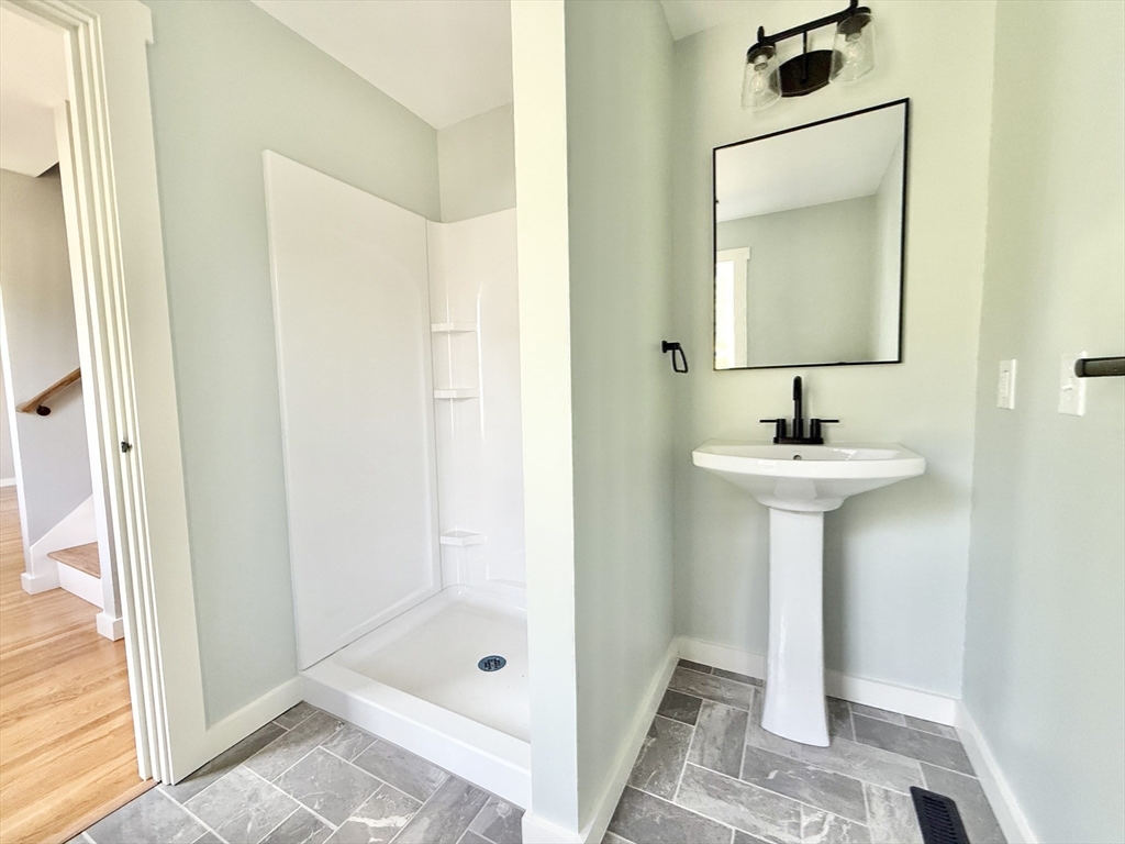 132 Meadow Road Montague, MA 01351 - Photo 24 of 42