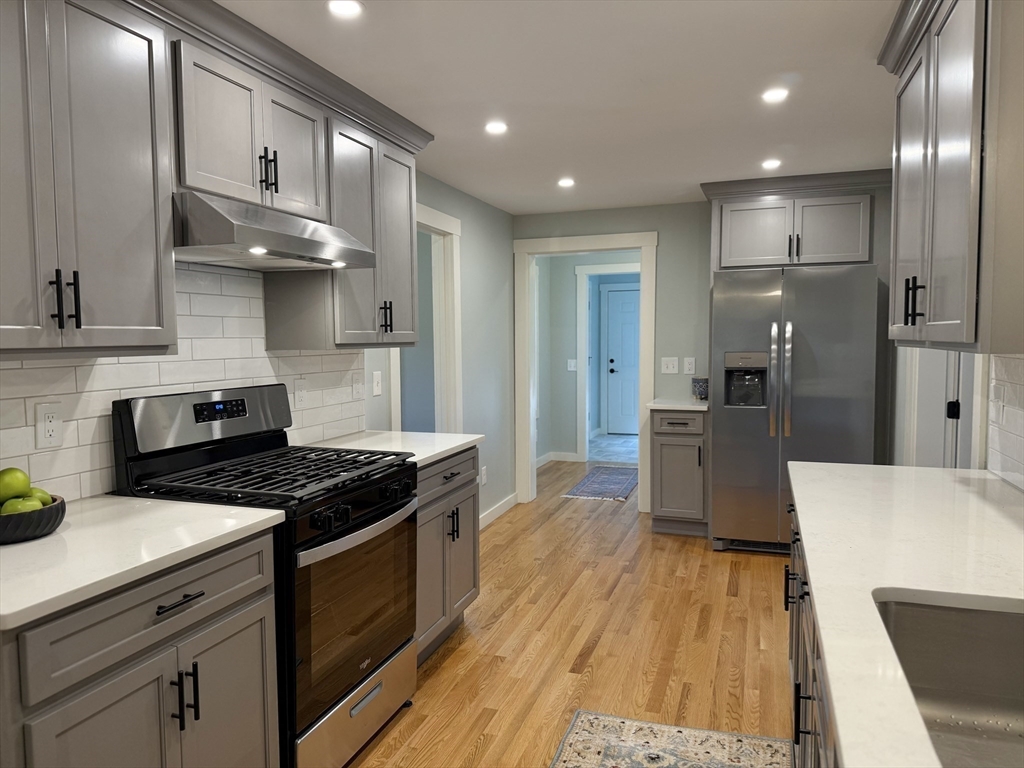 132 Meadow Road Montague, MA 01351 - Photo 5 of 42