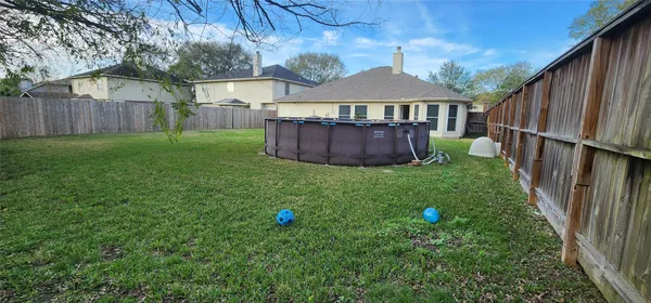$2,200 | 16807 Sussex Drive, Houston, TX 77083