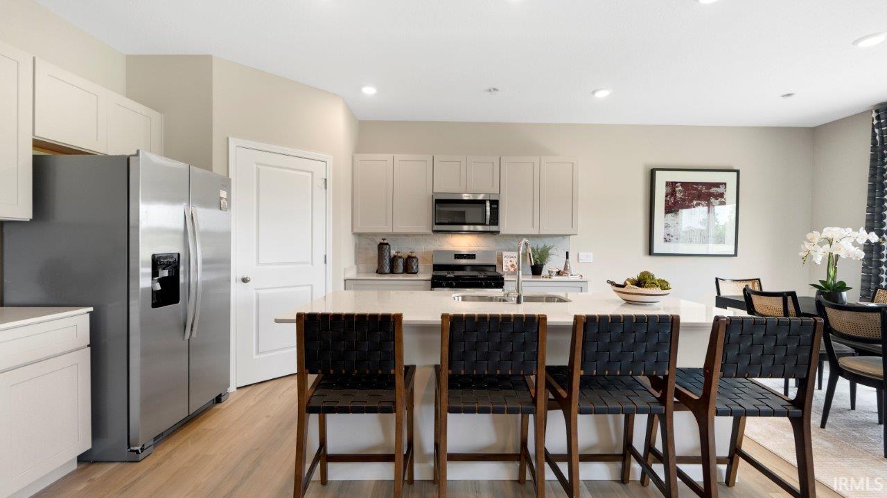 674 Atilla Way Huntertown, IN 46748 - Photo 7 of 29