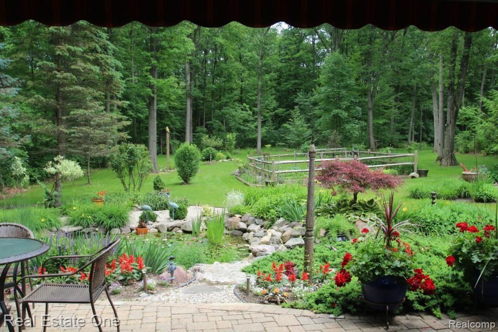 4344 Fenton Road Hartland, MI 48353 - Photo 48 of 53 IMG_7208.jpg