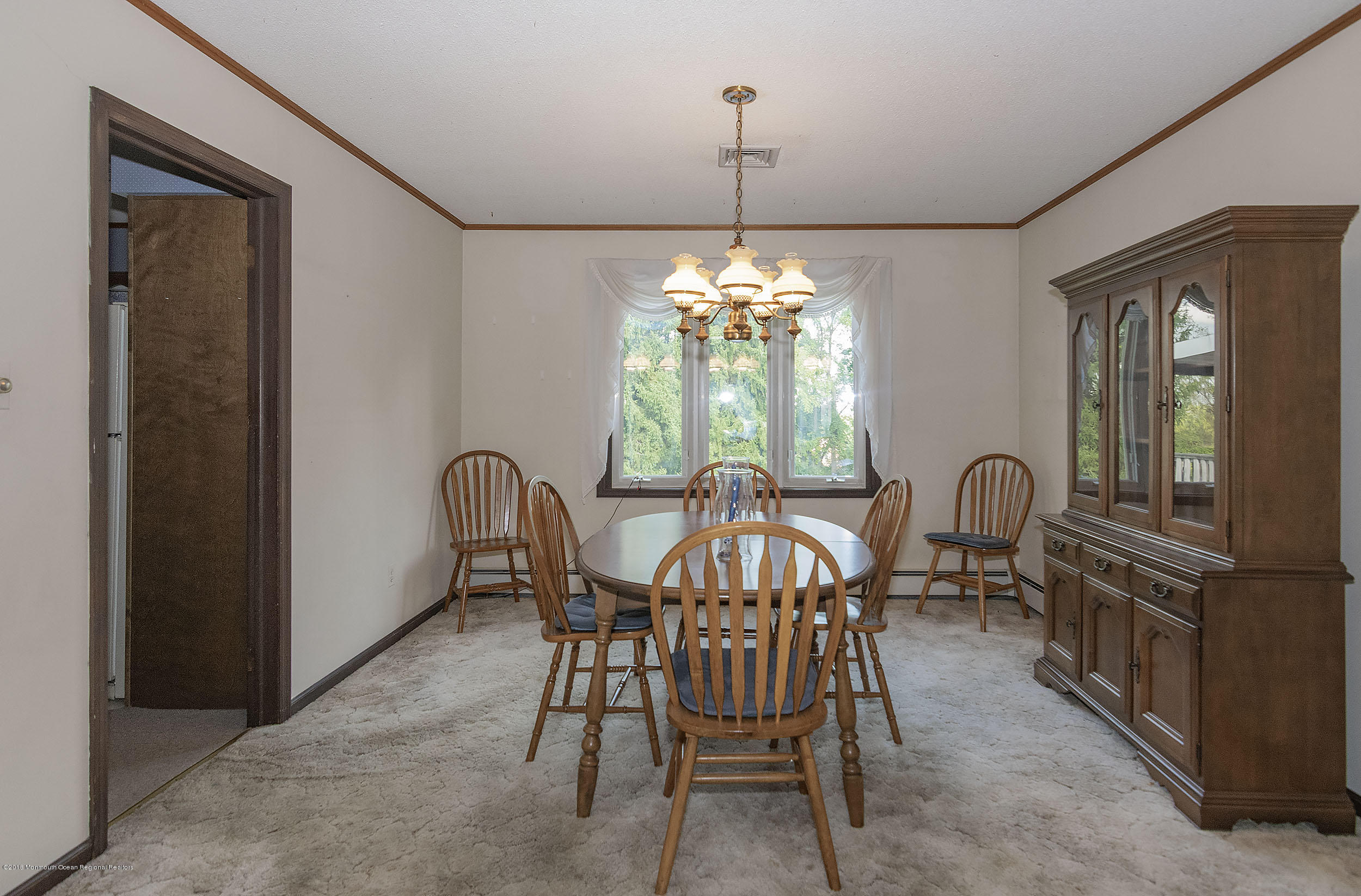 273 Stewart Road Allentown, NJ 08501 - Photo 8 of 32 Dining Rm