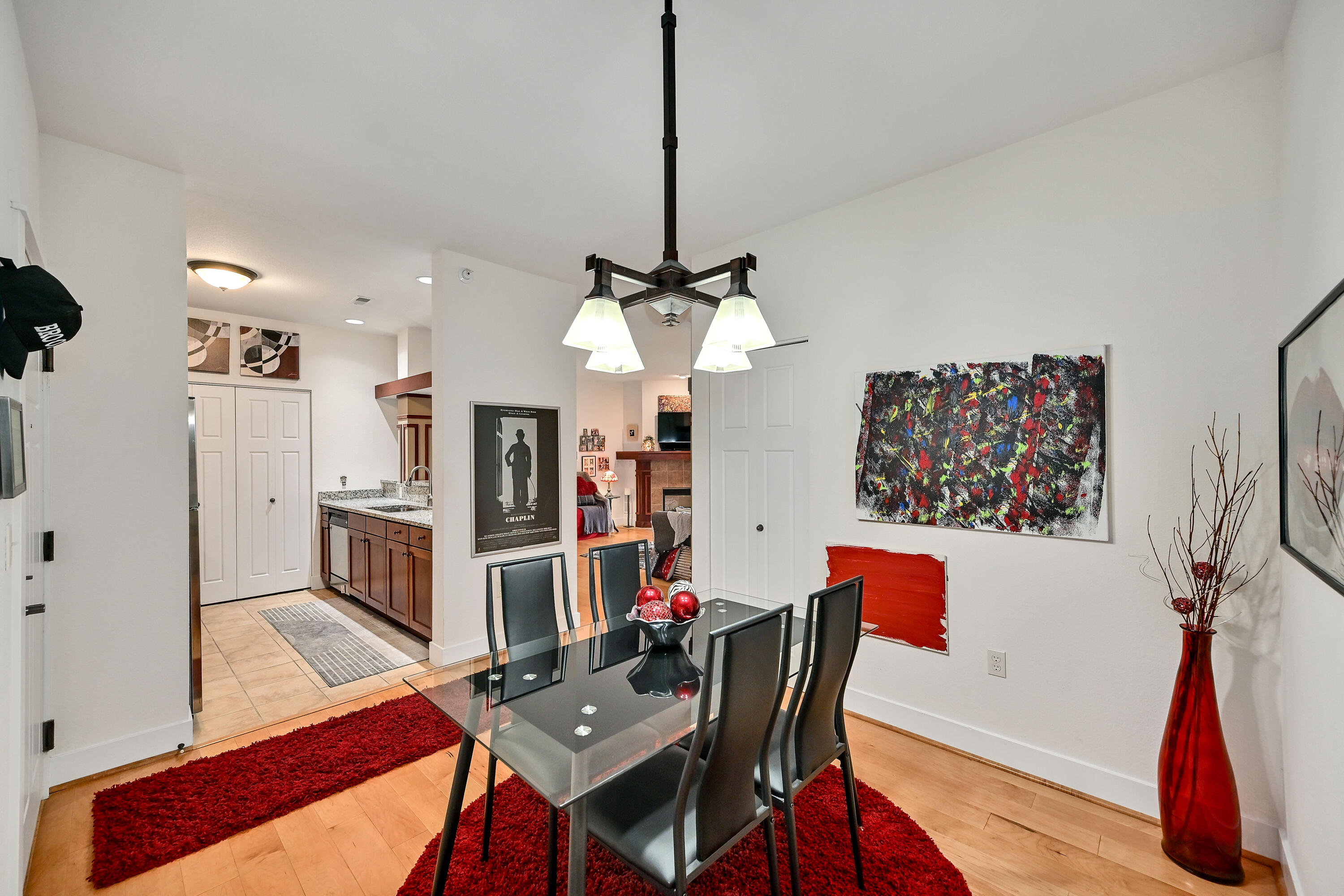 15295 West Library Lane, Unit 203 New Berlin, WI 53151 - Photo 6 of 32 Dining Area