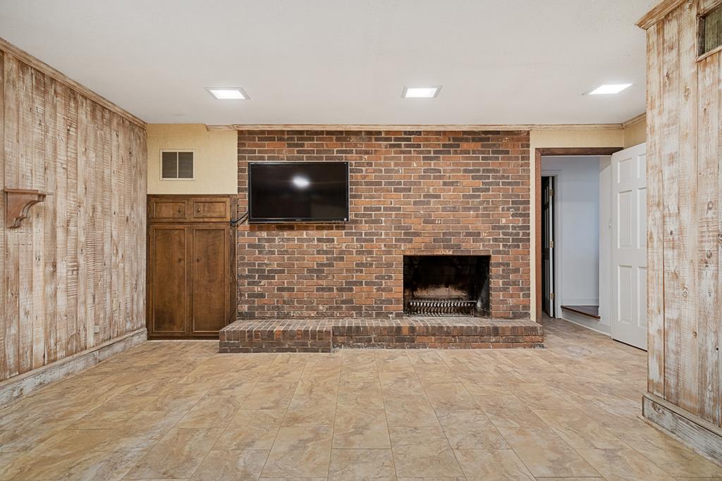 114 Overbrook Road Greenwood, SC 29649 - Photo 29 of 51