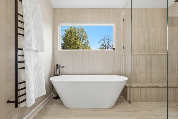 $2,000,000 | 11 Princeton Road, Hinsdale, IL 60521