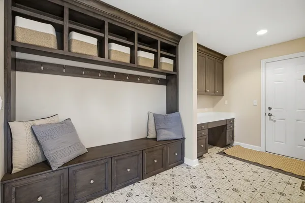 $2,000,000 | 11 Princeton Road, Hinsdale, IL 60521