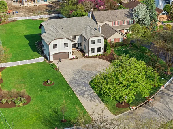 $2,000,000 | 11 Princeton Road, Hinsdale, IL 60521