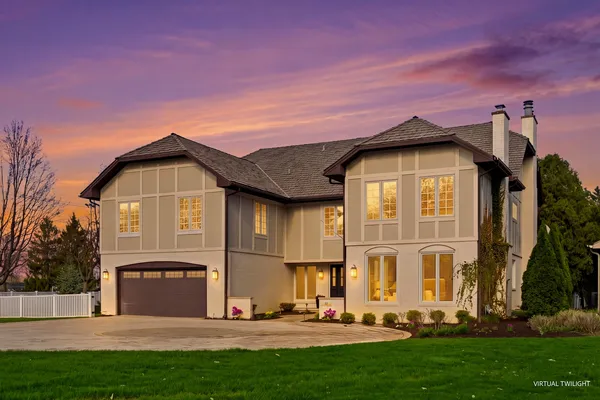 $2,000,000 | 11 Princeton Road, Hinsdale, IL 60521