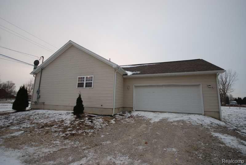 10569 Willis Road Willis, MI 48191 - Photo 7 of 8 Side