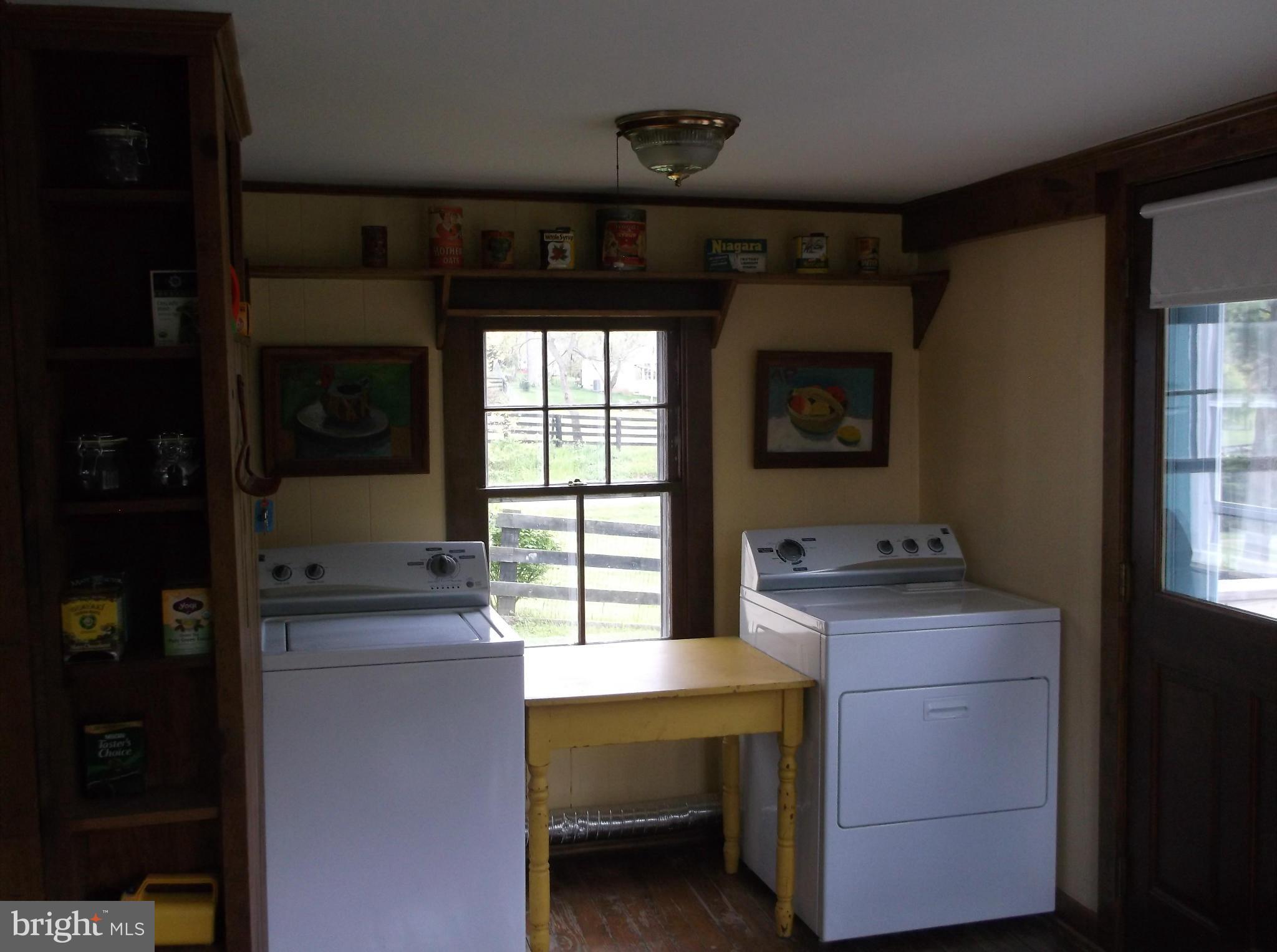 111 Chapel Road Middletown, VA 22645 - Photo 9 of 30 Kitchen