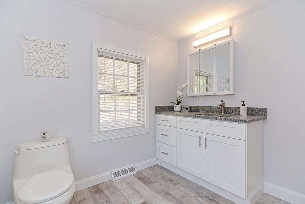18 Cleveland Way Wareham, MA 02532 - Photo 24 of 37 Gallery Image 24