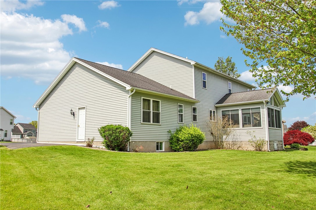 82 Quarterdeck Place Greece, NY 14612 - Photo 42 of 50
