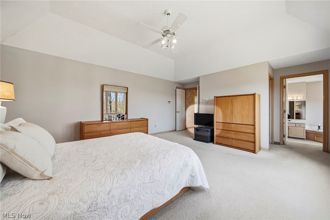 471 Medway Road Highland Heights, OH 44143 - Photo 29 of 50 Primary Suite
