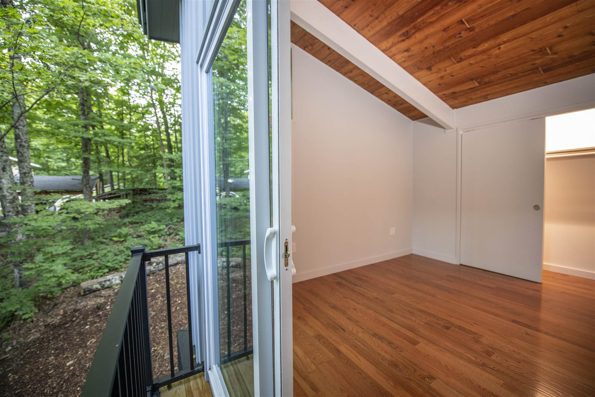1893 Willard Road, Unit 5250 Hartford, VT 05059 - Photo 23 of 37 Gallery Image 23